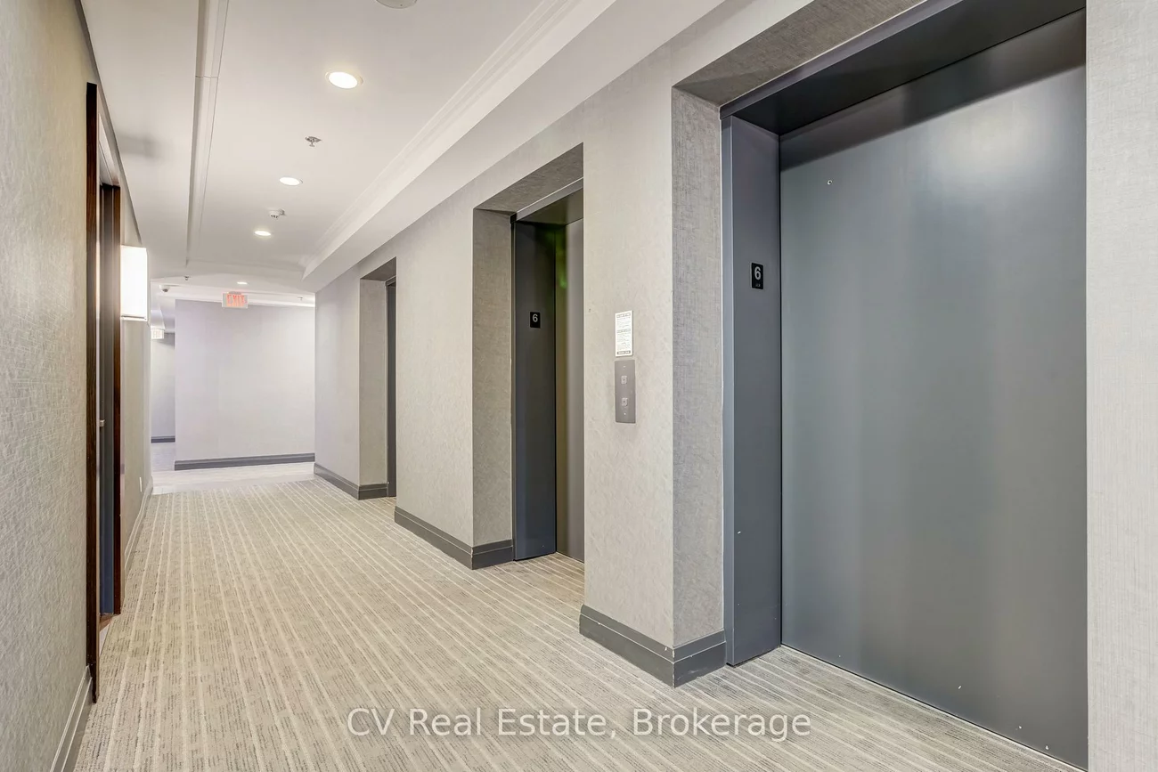 65, Speers, 1002 - CO Central, Oakville