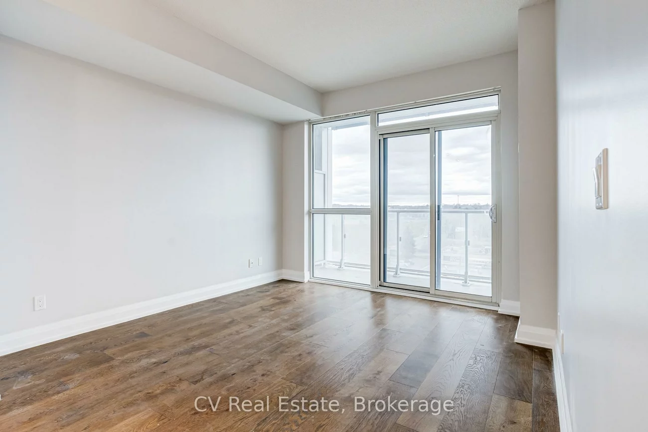 65, Speers, 1002 - CO Central, Oakville