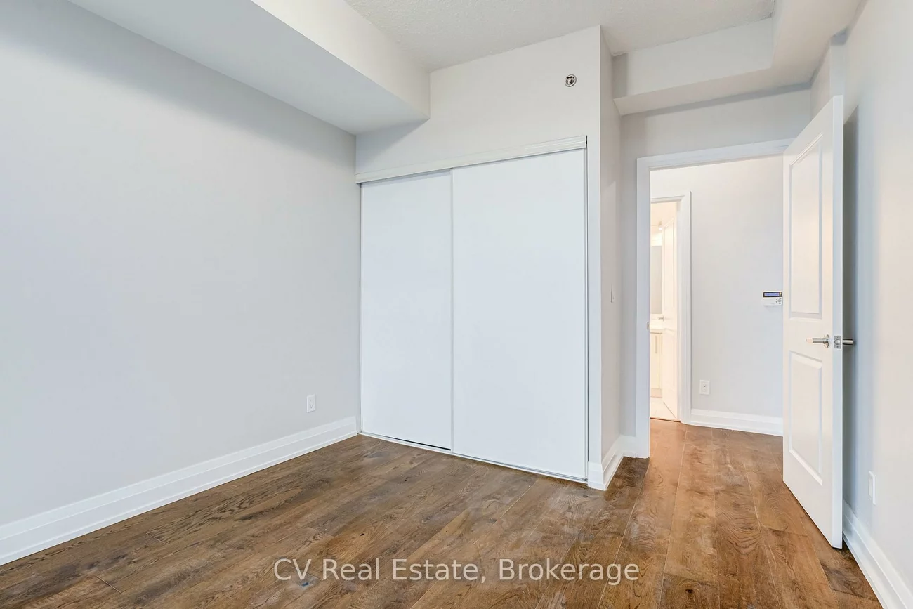 65, Speers, 1002 - CO Central, Oakville