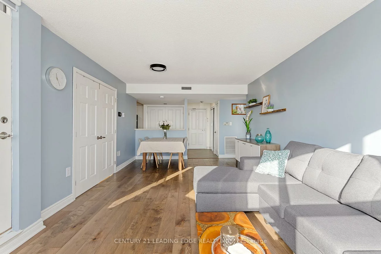 2199, Sixth, 1015 - RO River Oaks, Oakville