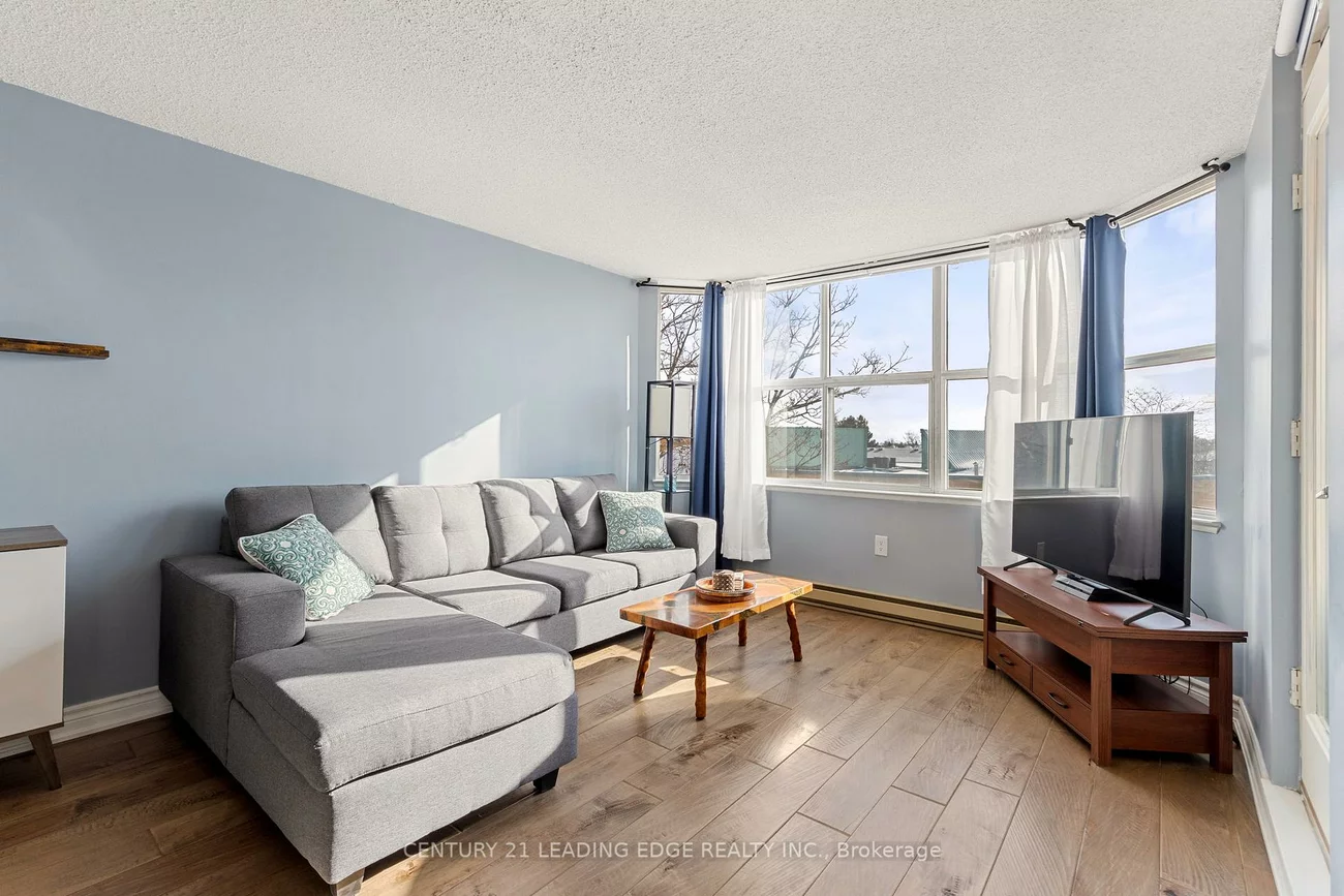 2199, Sixth, 1015 - RO River Oaks, Oakville