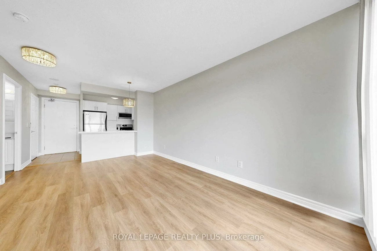 2379, Central Park, 1015 - RO River Oaks, Oakville