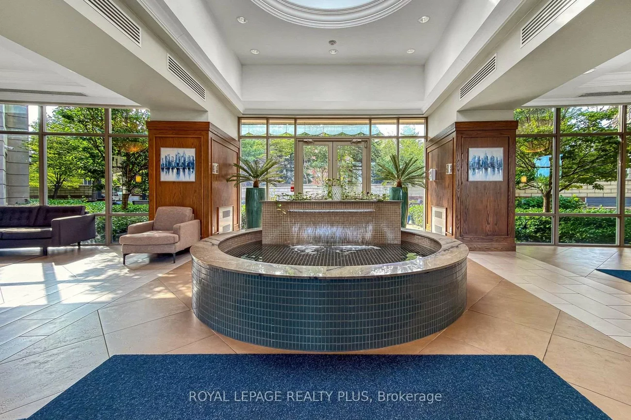 2379, Central Park, 1015 - RO River Oaks, Oakville