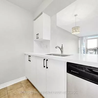 2379, Central Park, 1015 - RO River Oaks, Oakville