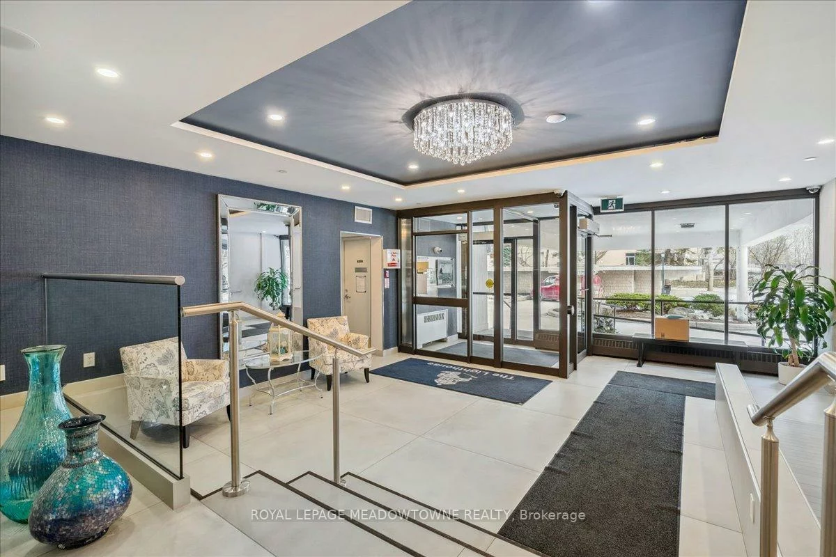 2263, Marine, 1001 - BR Bronte, Oakville