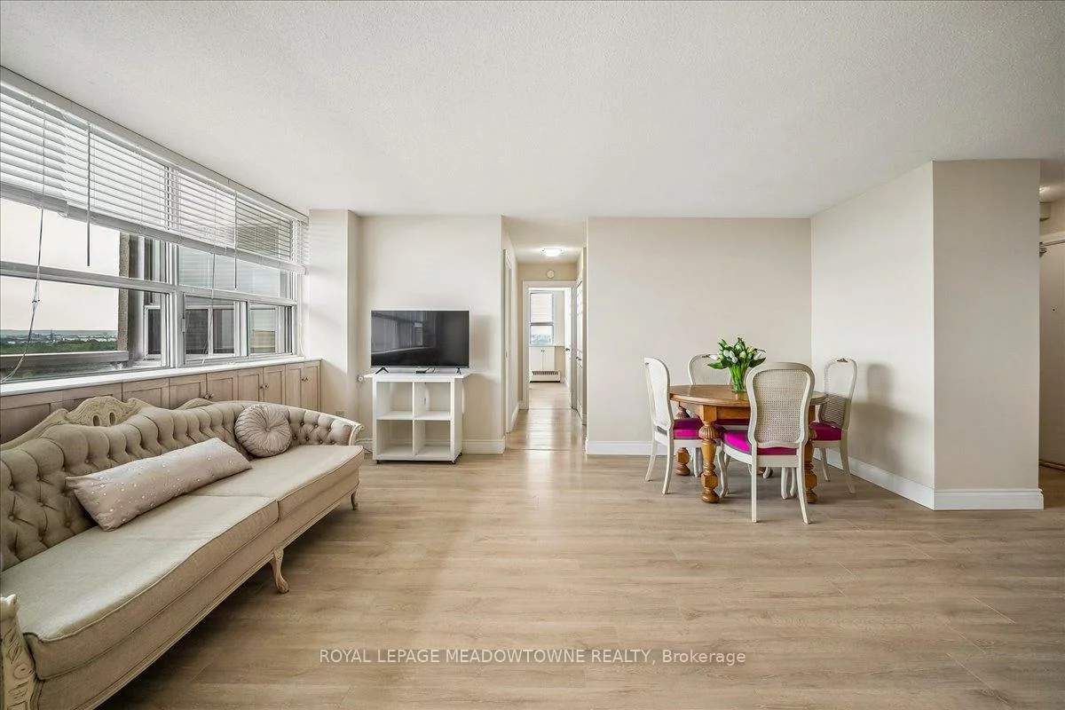 2263, Marine, 1001 - BR Bronte, Oakville