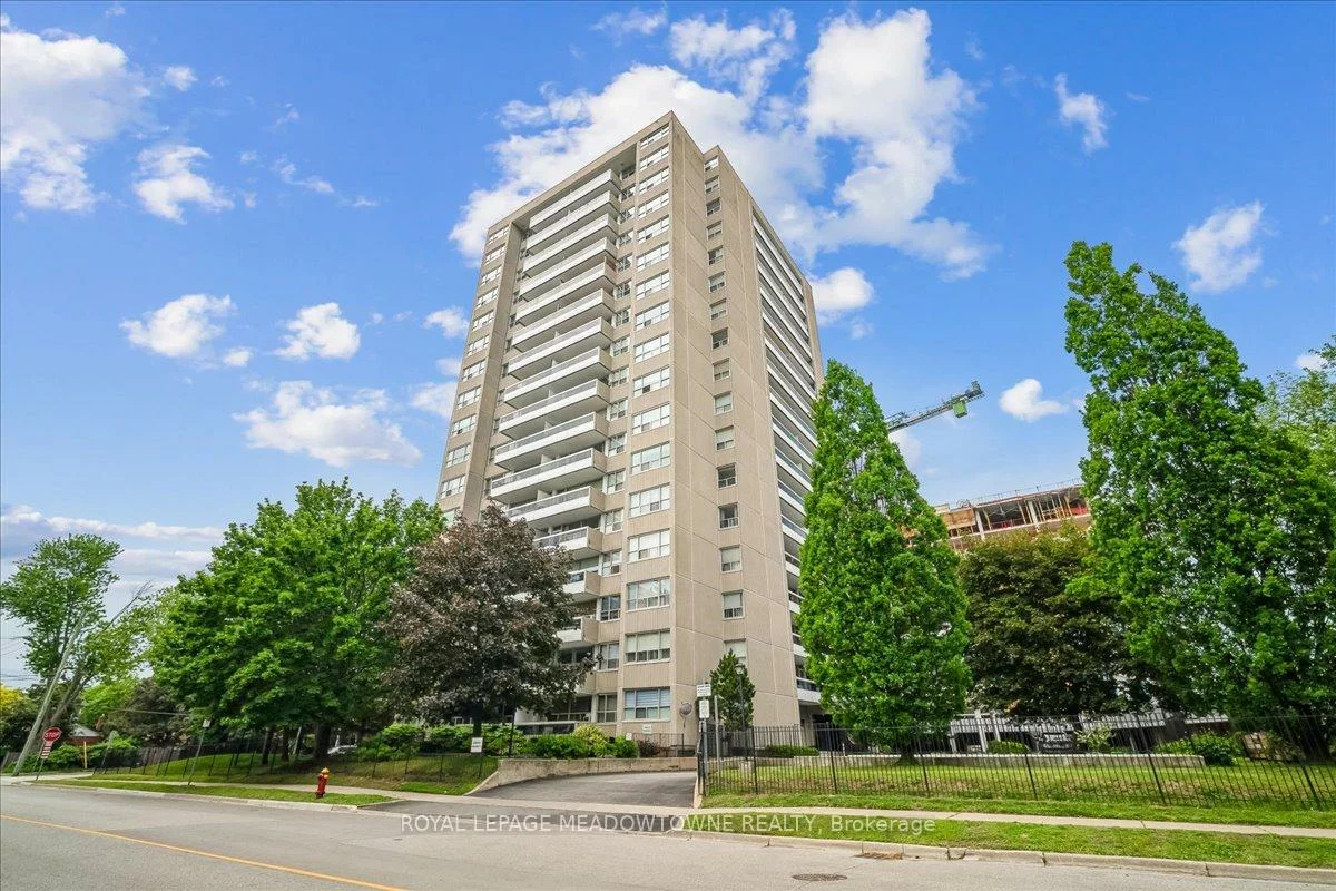 2263, Marine, 1001 - BR Bronte, Oakville