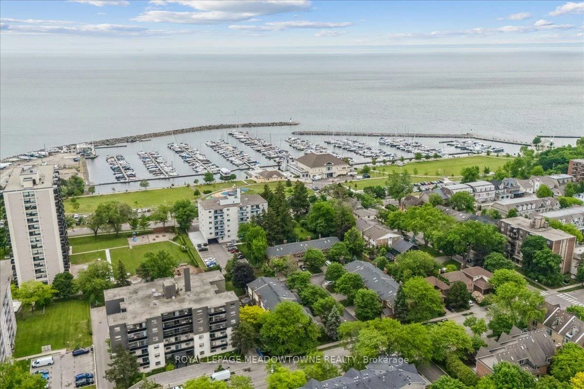 2263, Marine, 1001 - BR Bronte, Oakville