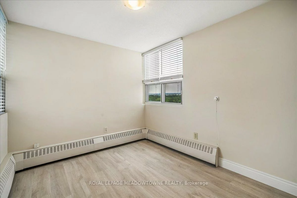 2263, Marine, 1001 - BR Bronte, Oakville