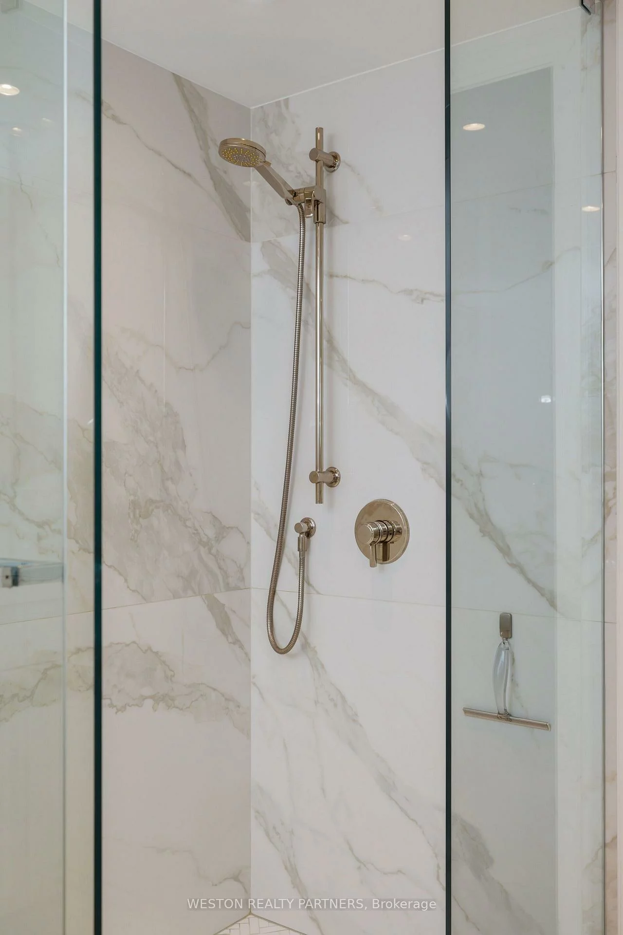 2369, Ontario, 1001 - BR Bronte, Oakville