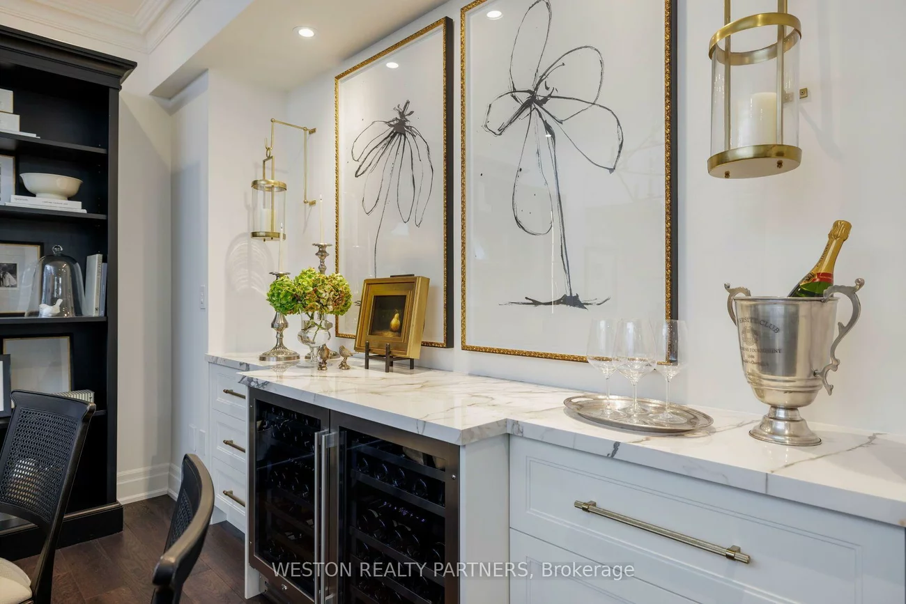 2369, Ontario, 1001 - BR Bronte, Oakville