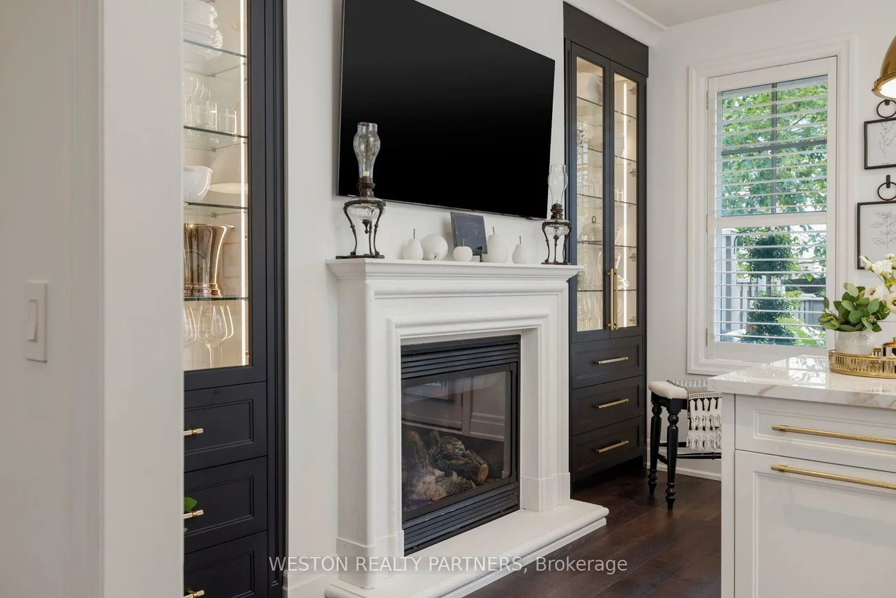 2369, Ontario, 1001 - BR Bronte, Oakville