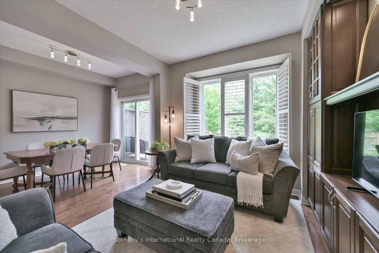 300, Ravineview, 1018 - WC Wedgewood Creek, Oakville
