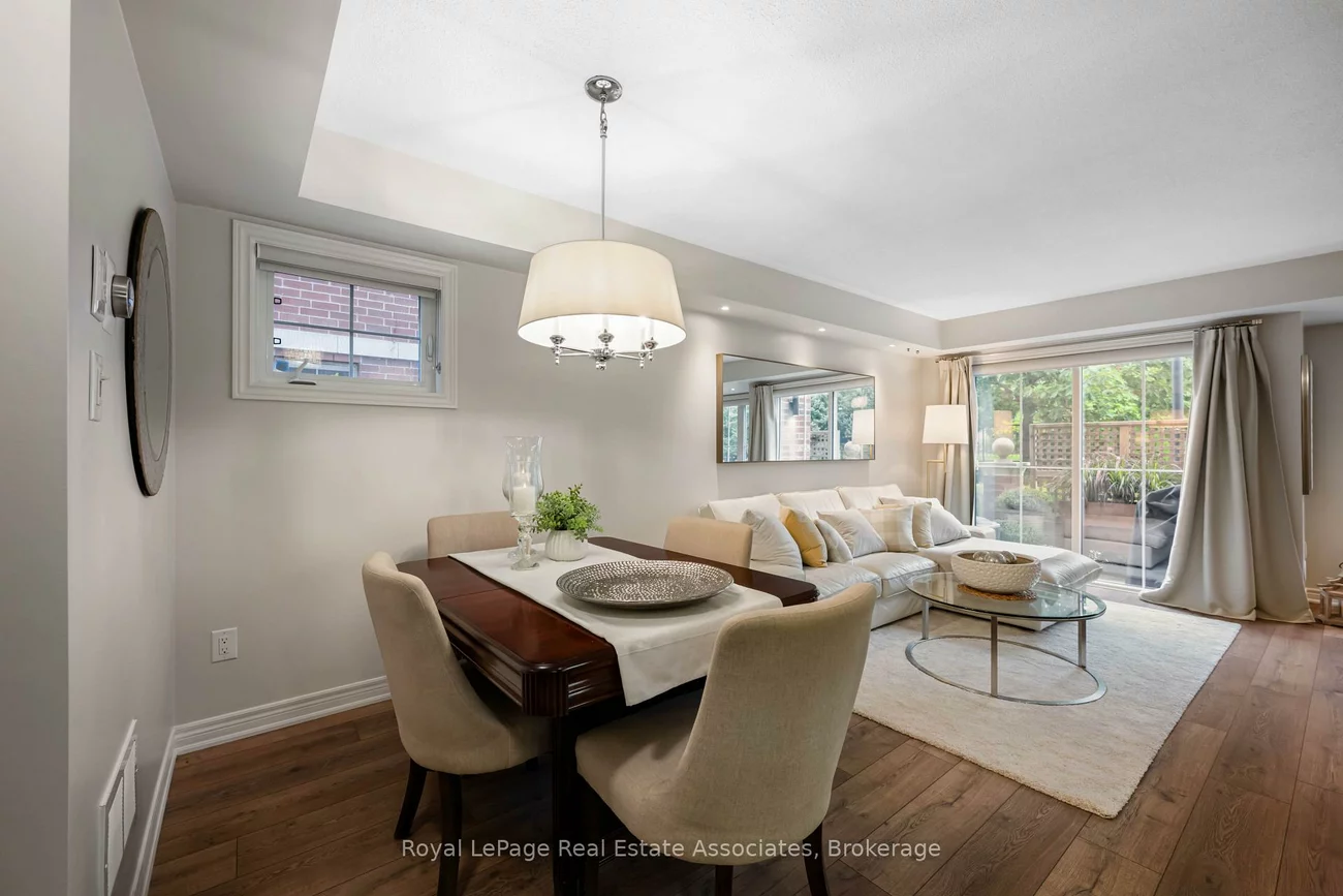 2563, Sixth, 1015 - RO River Oaks, Oakville