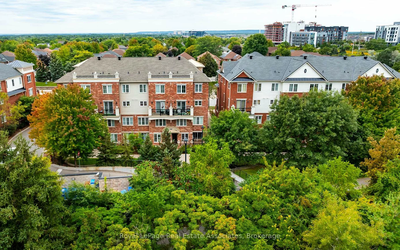 2563, Sixth, 1015 - RO River Oaks, Oakville