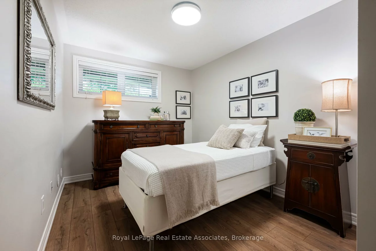 2563, Sixth, 1015 - RO River Oaks, Oakville
