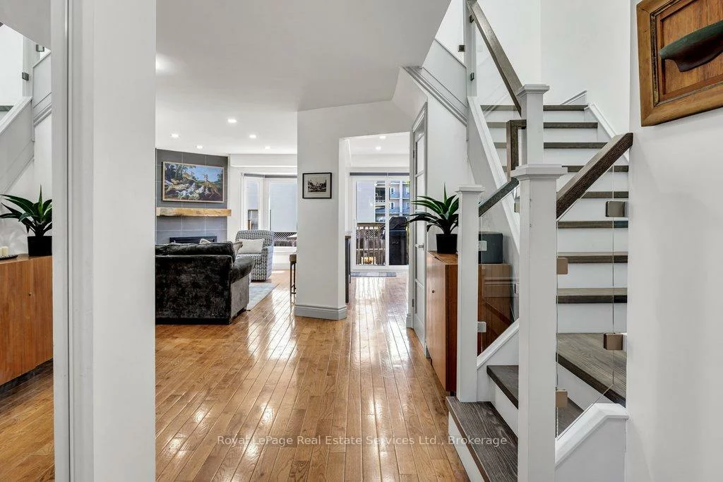 2314, Marine, 1001 - BR Bronte, Oakville
