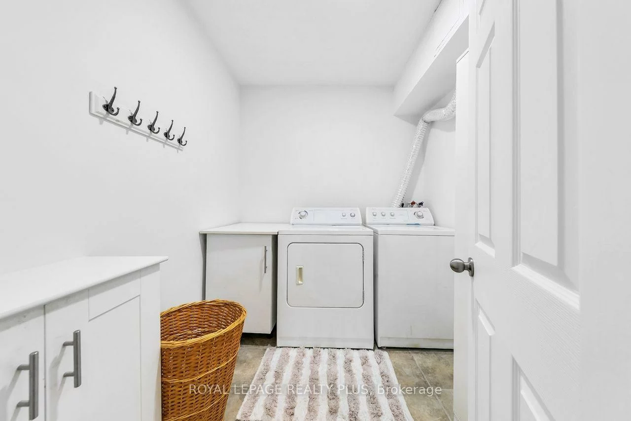 1359, White Oaks, 1005 - FA Falgarwood, Oakville