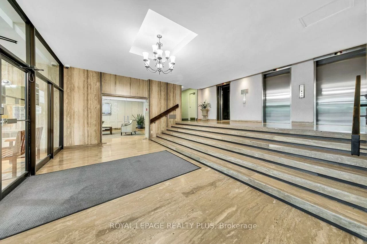 1359, White Oaks, 1005 - FA Falgarwood, Oakville