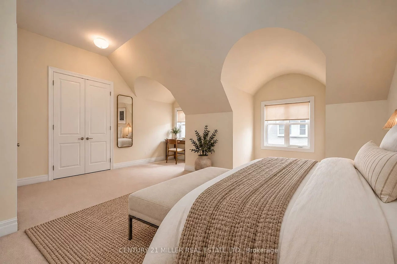 2369, Ontario, 1001 - BR Bronte, Oakville