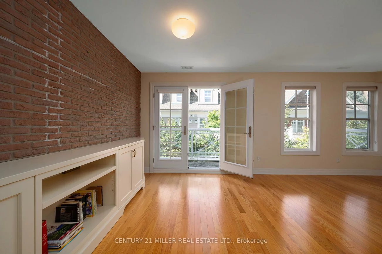 2369, Ontario, 1001 - BR Bronte, Oakville