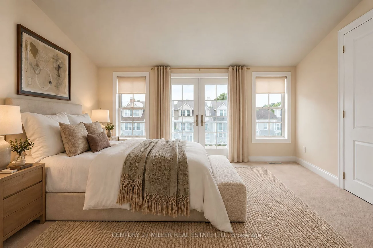 2369, Ontario, 1001 - BR Bronte, Oakville