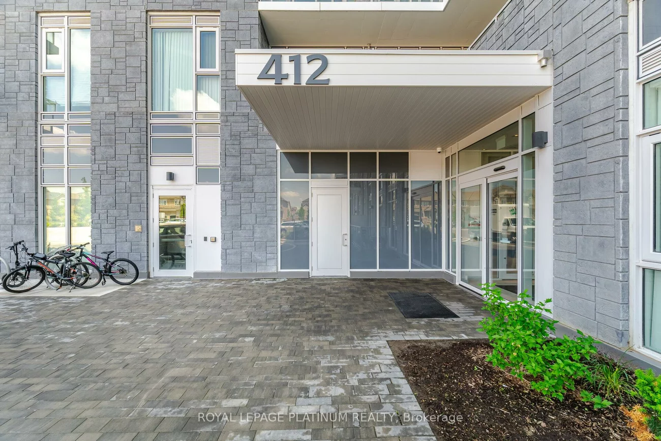 412, Silver Maple, 1010 - JM Joshua Meadows, Oakville