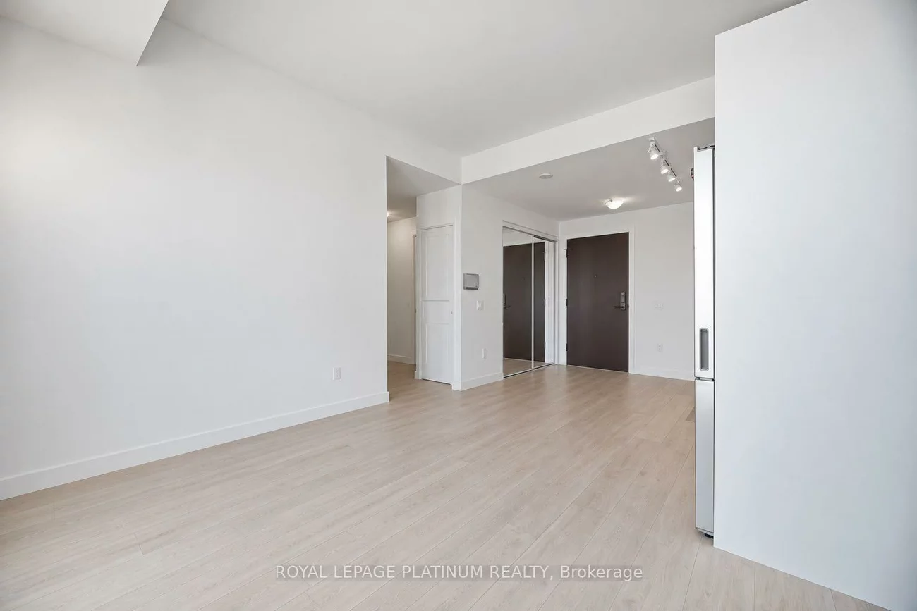 412, Silver Maple, 1010 - JM Joshua Meadows, Oakville