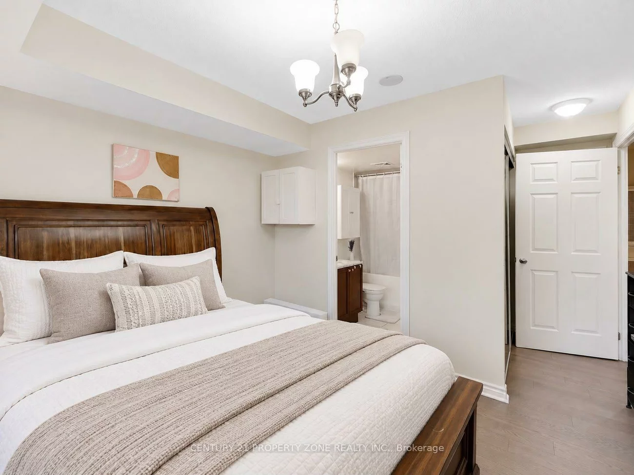 2391, Central Park, 1015 - RO River Oaks, Oakville