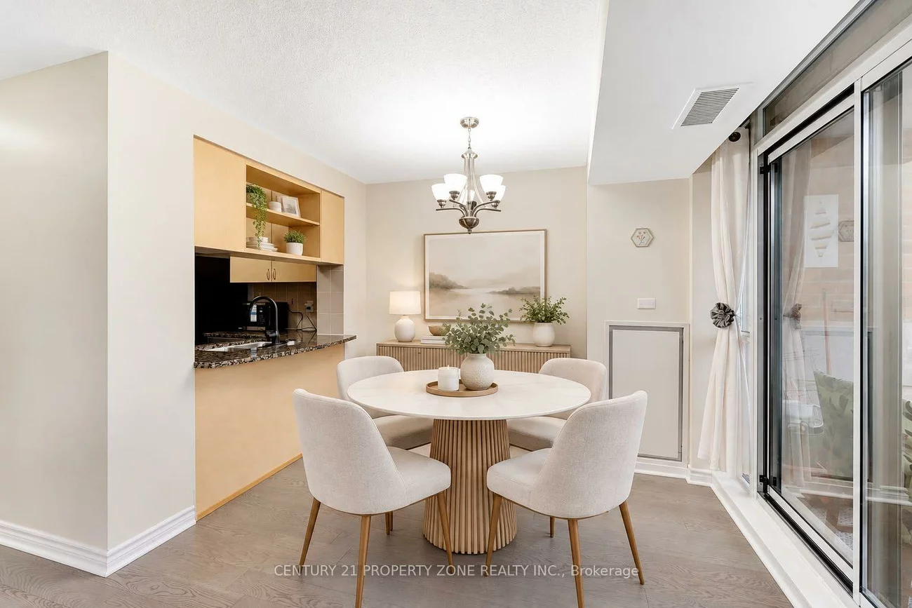2391, Central Park, 1015 - RO River Oaks, Oakville