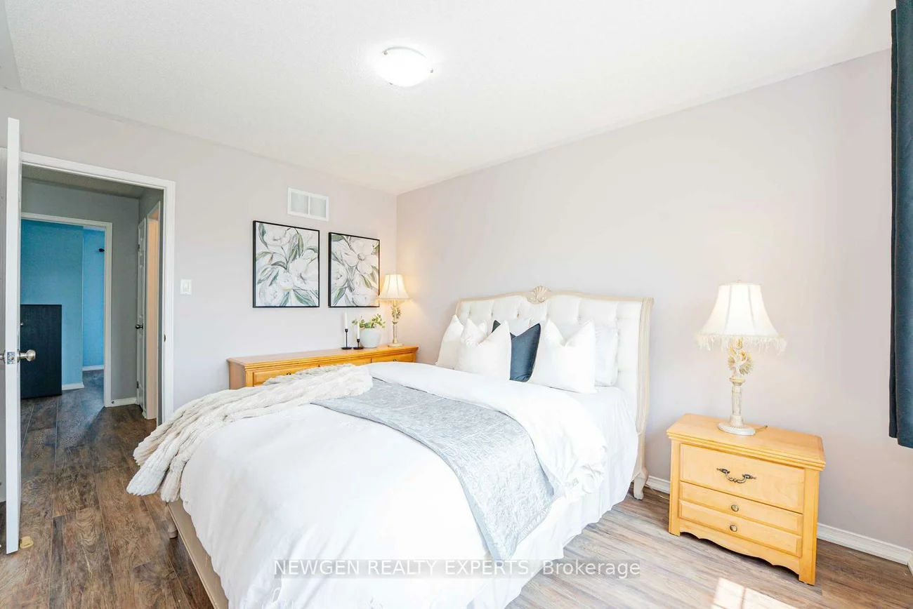 109, Georgian, 1015 - RO River Oaks, Oakville