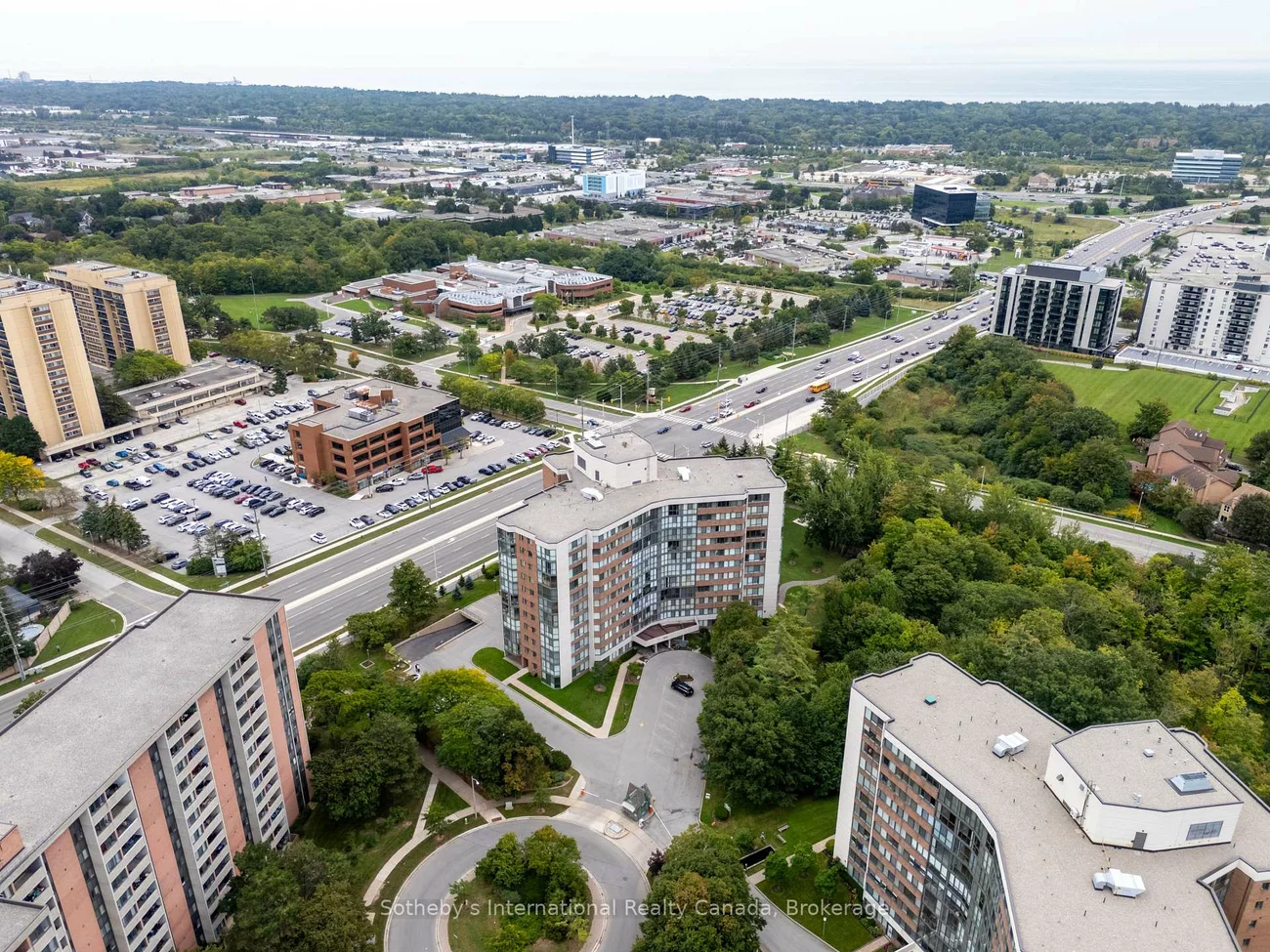 1230, Marlborough, 1003 - CP College Park, Oakville