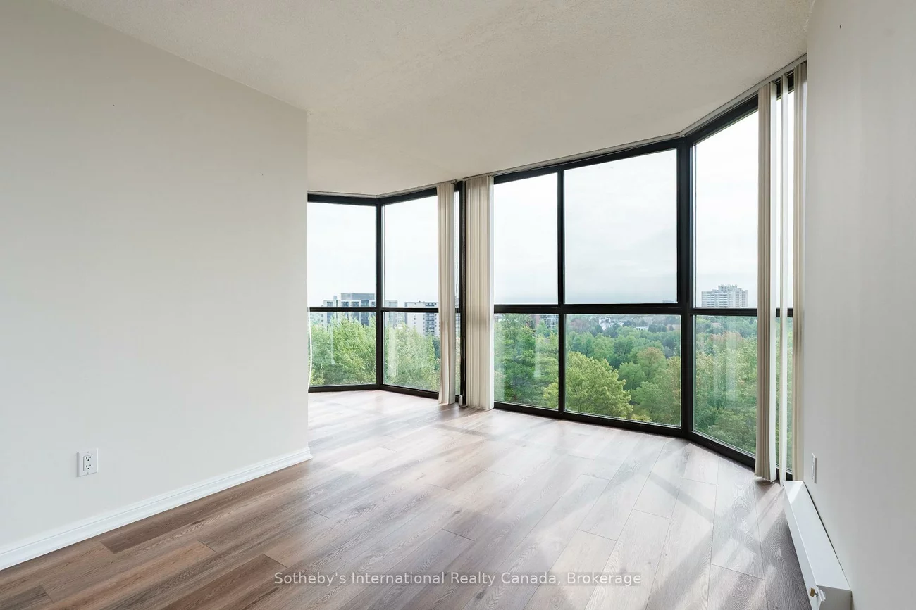 1230, Marlborough, 1003 - CP College Park, Oakville