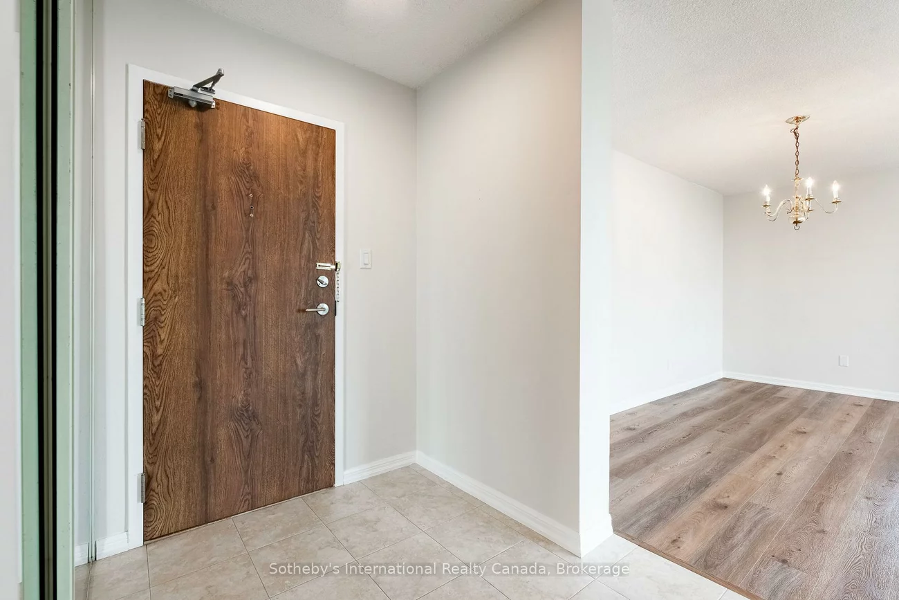 1230, Marlborough, 1003 - CP College Park, Oakville