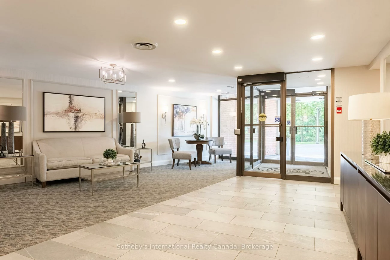 1230, Marlborough, 1003 - CP College Park, Oakville