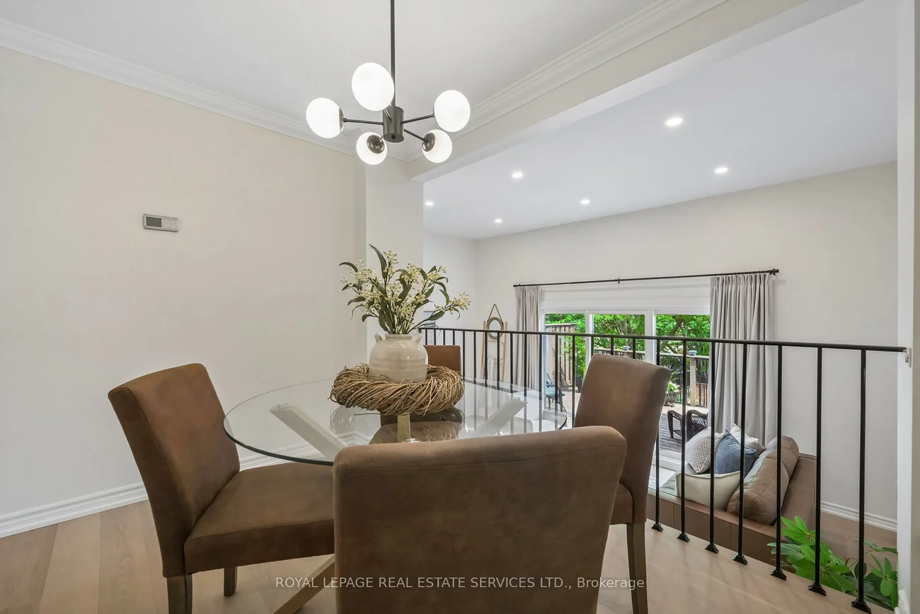 2222, Marine, 1001 - BR Bronte, Oakville