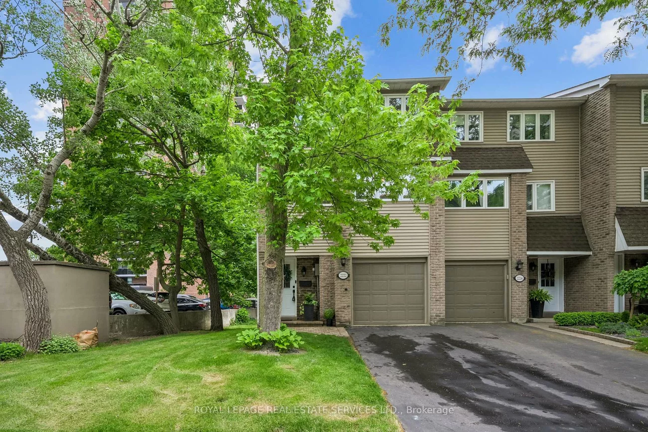 2222, Marine, 1001 - BR Bronte, Oakville