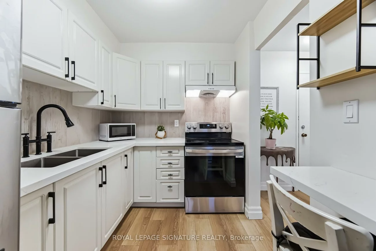 2263, Marine, 1001 - BR Bronte, Oakville