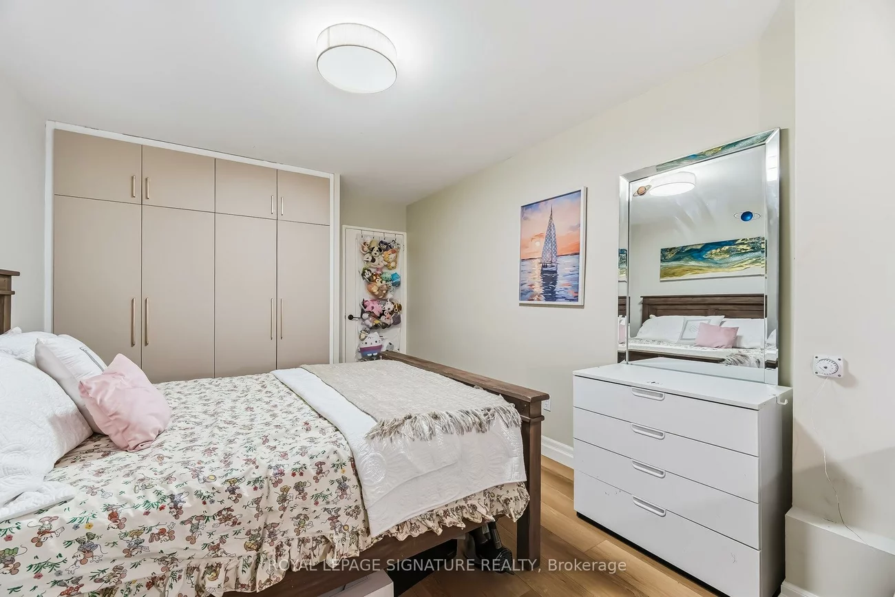 2263, Marine, 1001 - BR Bronte, Oakville
