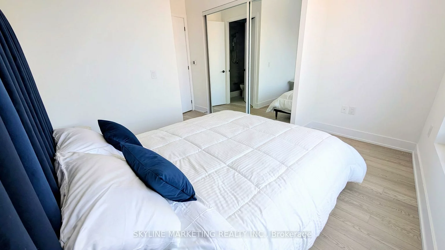 2450, Old Bronte, 1019 - WM Westmount, Oakville