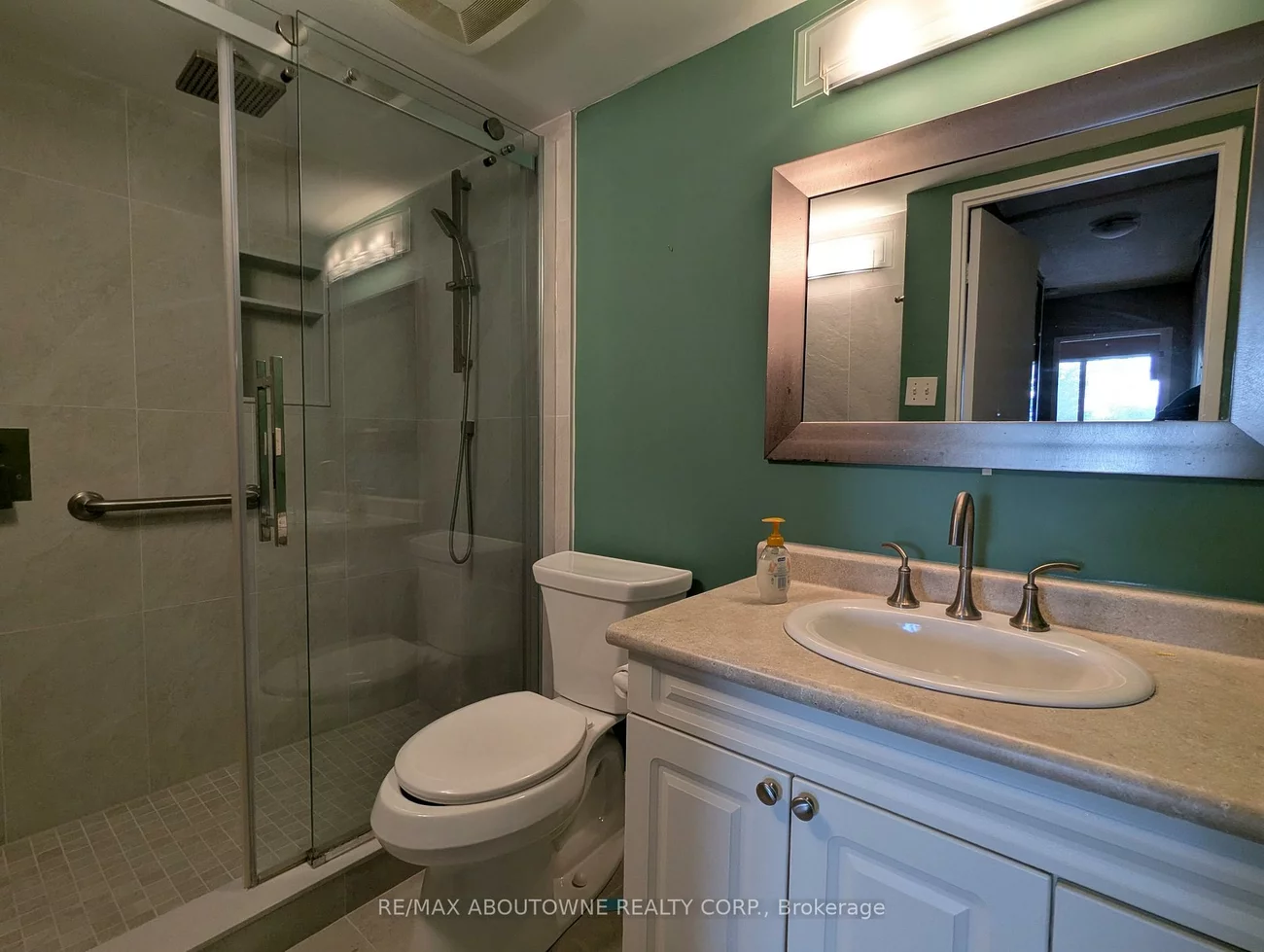 1359, White Oaks, 1005 - FA Falgarwood, Oakville