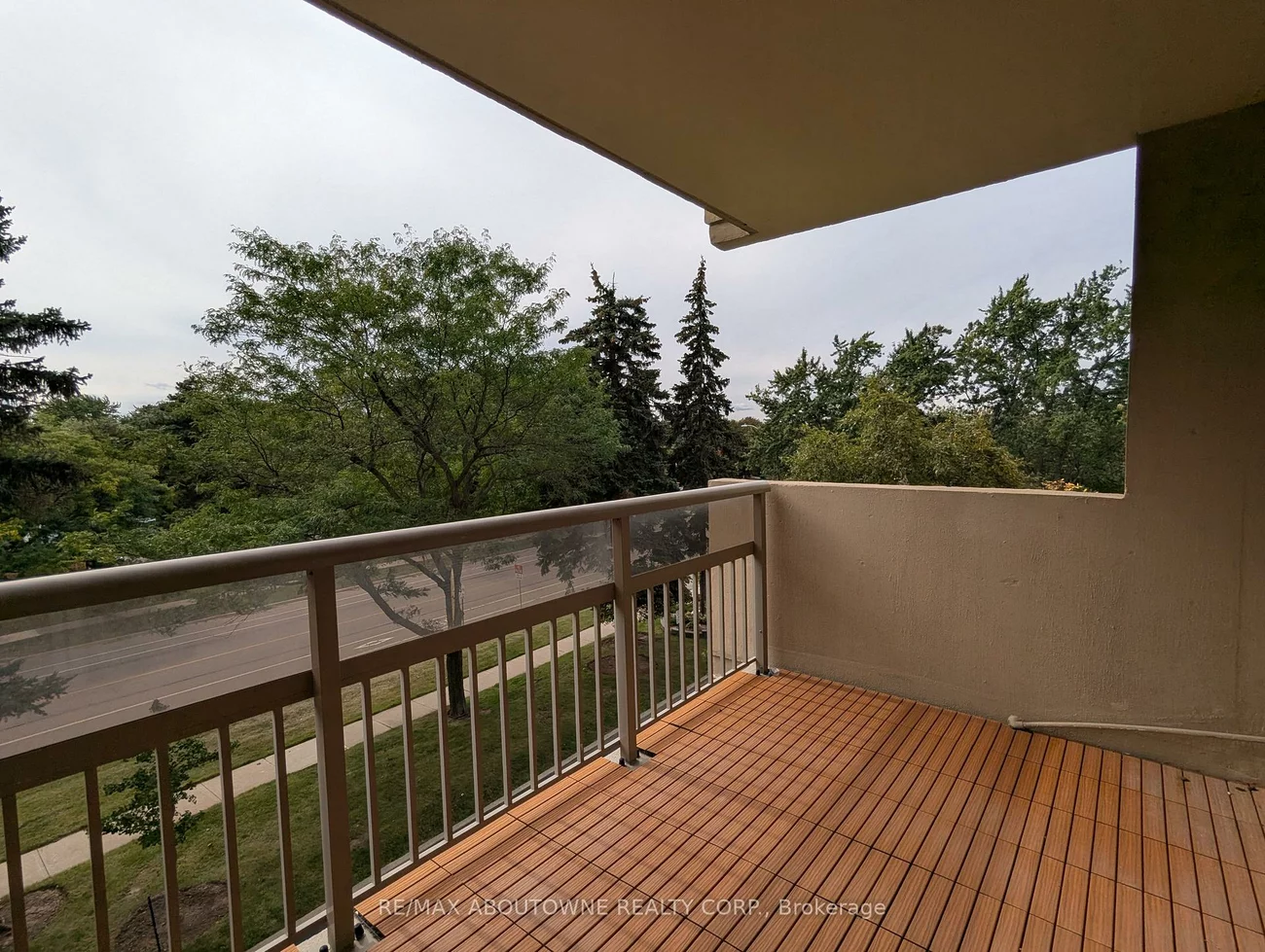 1359, White Oaks, 1005 - FA Falgarwood, Oakville
