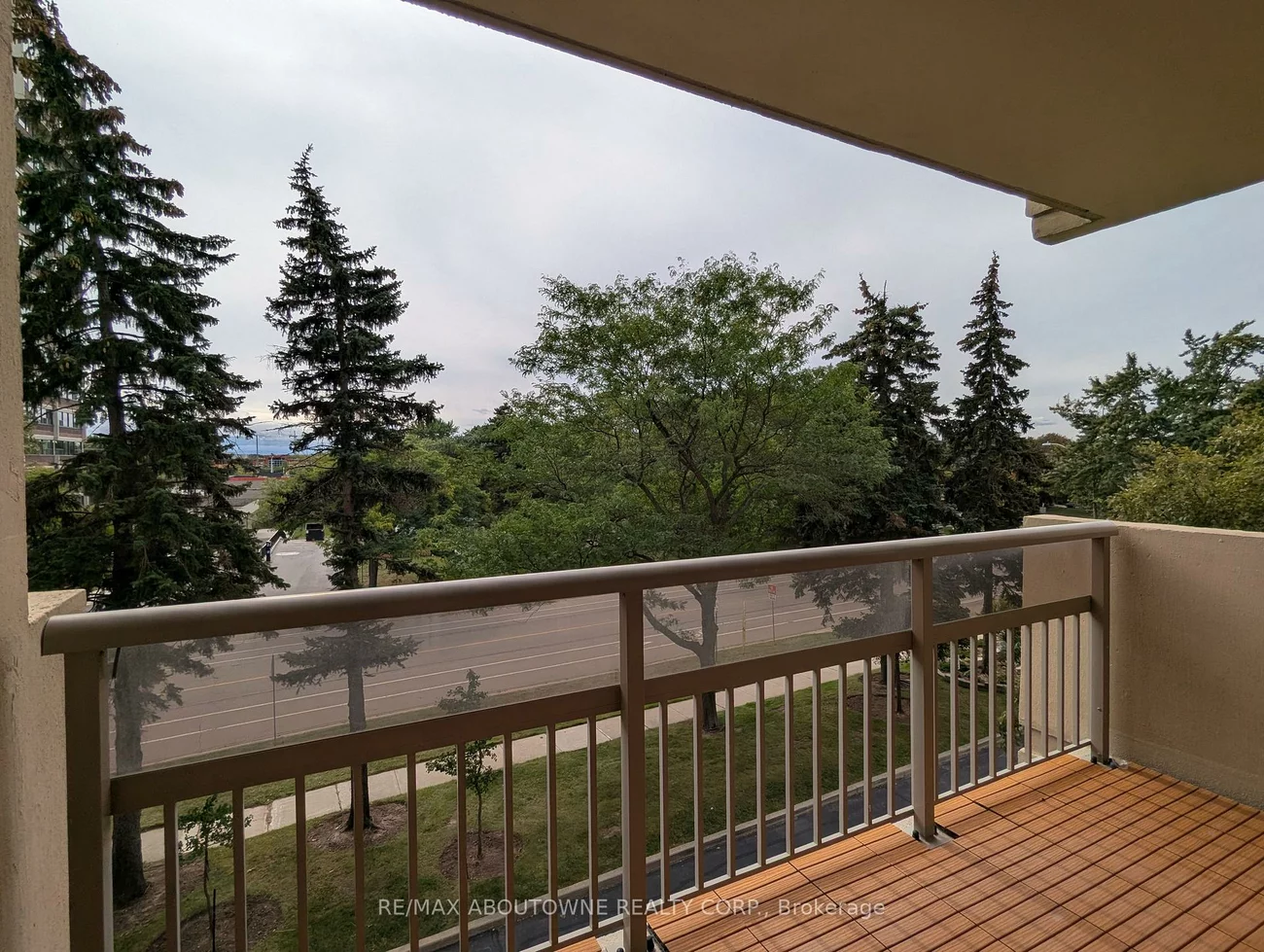 1359, White Oaks, 1005 - FA Falgarwood, Oakville