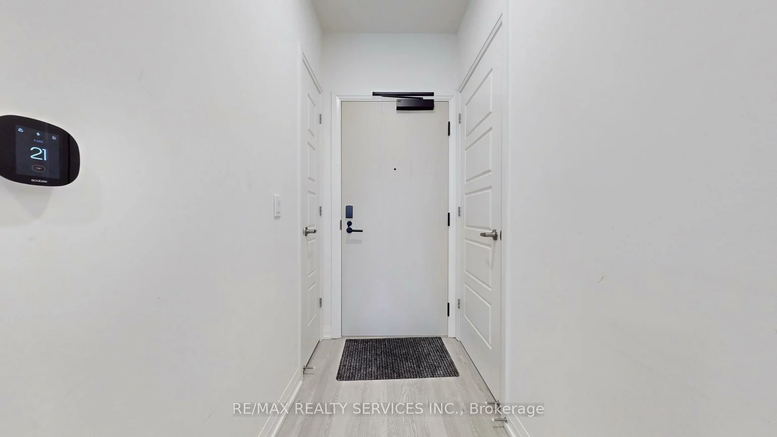 1415, Dundas, 1010 - JM Joshua Meadows, Oakville