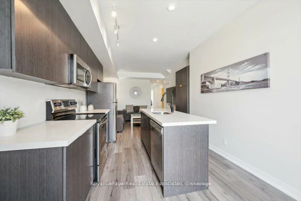 3058, Sixth, 1008 - GO Glenorchy, Oakville