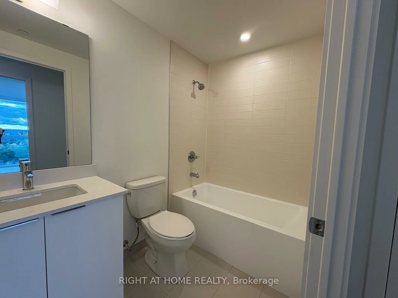 3071, Trafalgar, 1010 - JM Joshua Meadows, Oakville