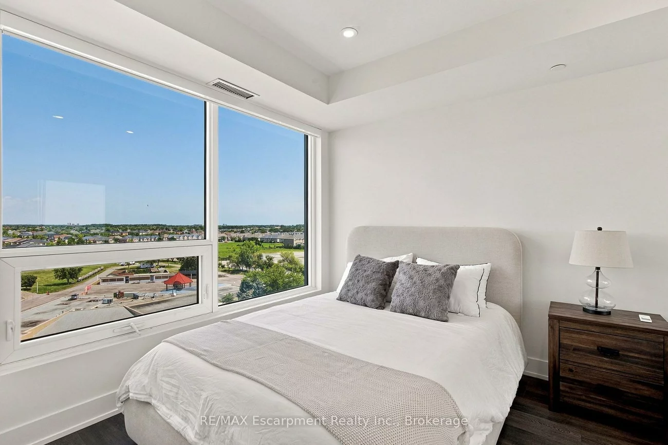 2450, Old Bronte, 1019 - WM Westmount, Oakville