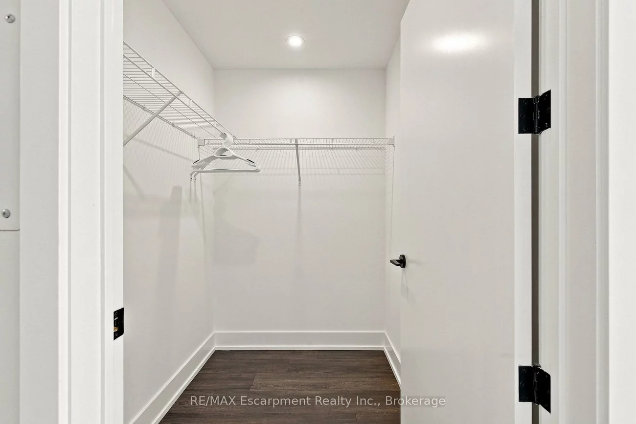 2450, Old Bronte, 1019 - WM Westmount, Oakville