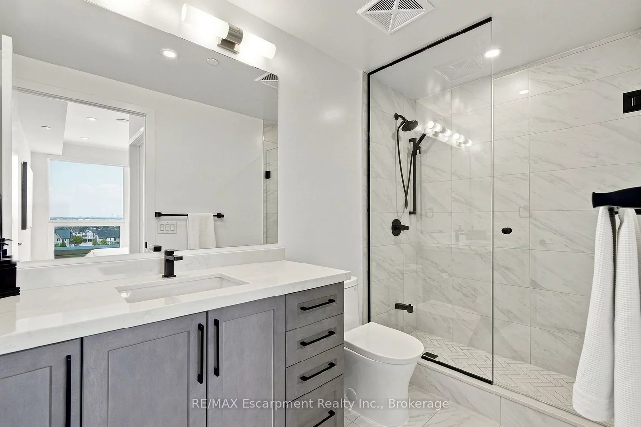 2450, Old Bronte, 1019 - WM Westmount, Oakville