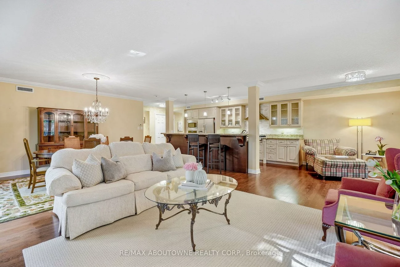 390, Upper Middle, 1005 - FA Falgarwood, Oakville